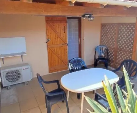 Les Mers Du Sud, 4 Personnes, Velos, Piscine, Climatisation, A 120m Holiday home *