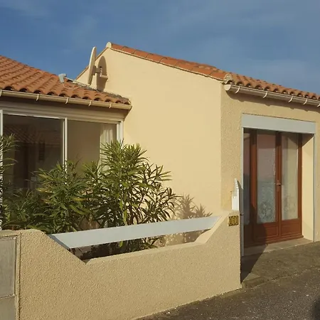Les Mers Du Sud, 4 Personnes, Velos, Piscine, Climatisation, A 120m