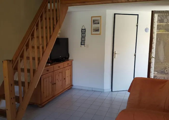 Les Mers Du Sud, 4 Personnes, Vélos, Piscine, Climatisation, à 120m * Gruissan